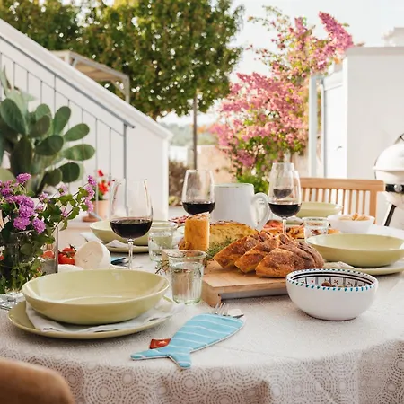 Le Dimore Di Ines- Con Piscina