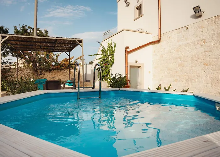 Le Dimore Di Ines- Con Piscina